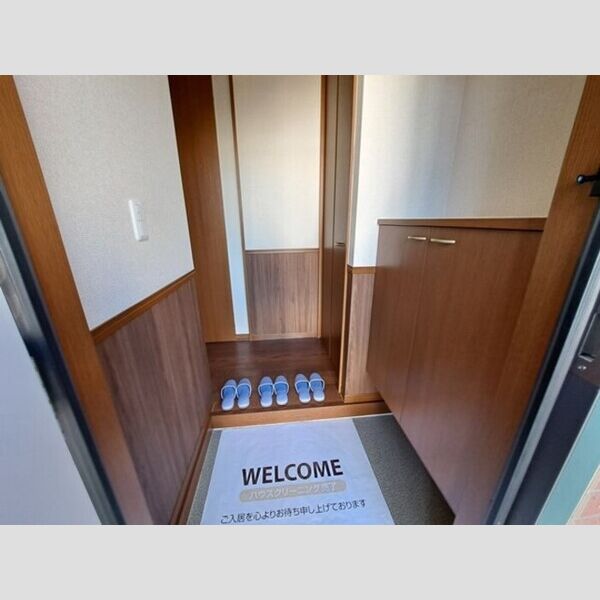 フリーデン・ハイム 玄関