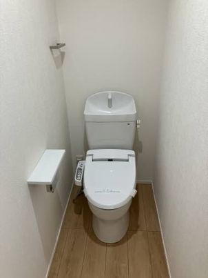 マティコートつつじヶ丘201号室 トイレ