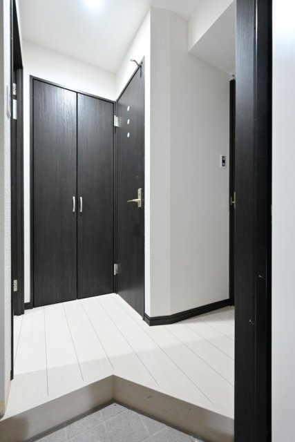 Comfort南千住 玄関