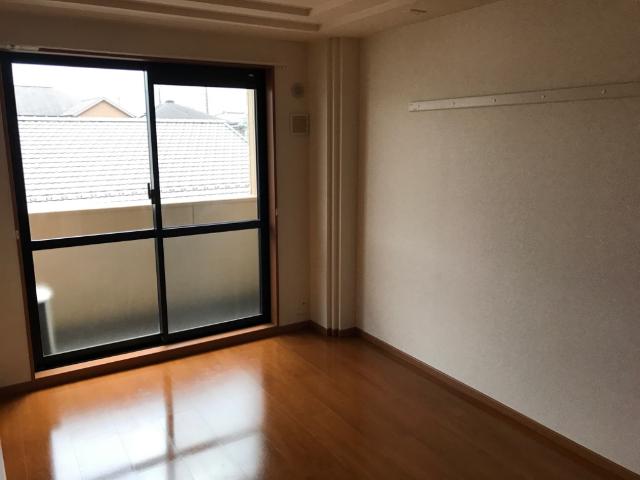 コンフォースさくら203号室 洋室