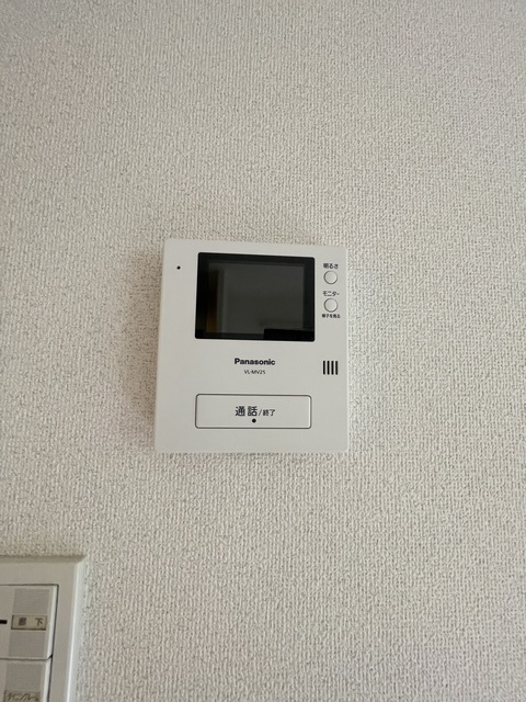 パインコート等々力0102号室 セキュリティ