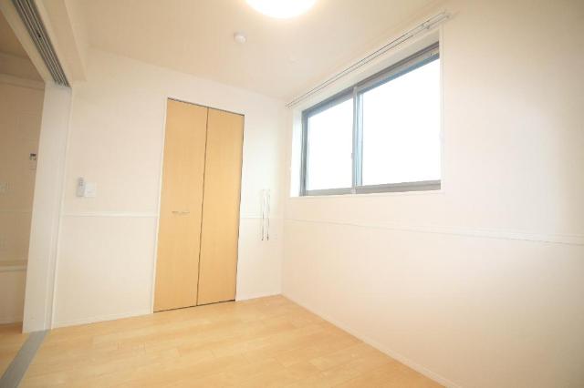 メゾン・ボヌール　大泉学園303号室 洋室