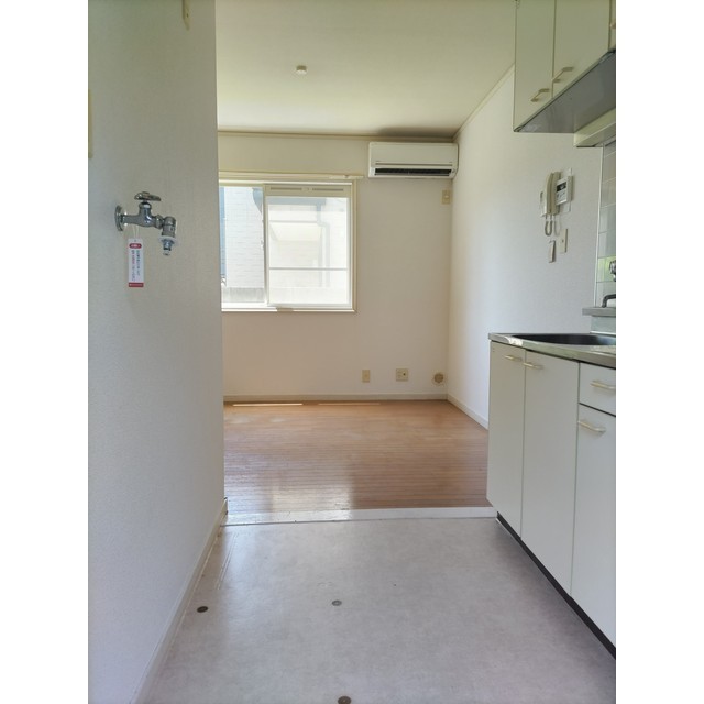 オリエント・コート203号室 同建物別部屋の参考画像