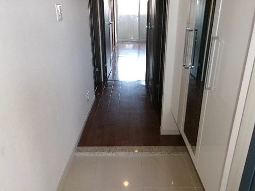 グラン・コート北柏6階 共有部からの室内