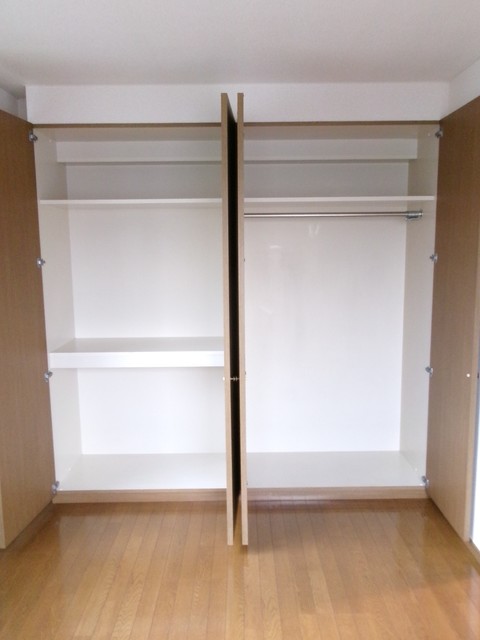 キャピタル高尾 収納