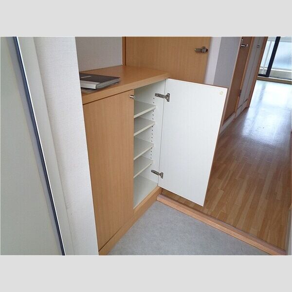 カーサフィオーレ 玄関