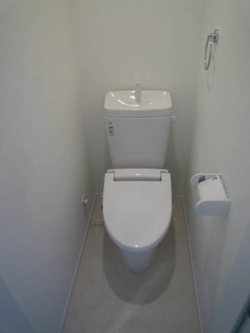 リーヴァレジデンス2階 トイレ