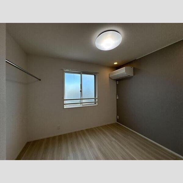 セレスティア六町Ⅱ305号室 洋室