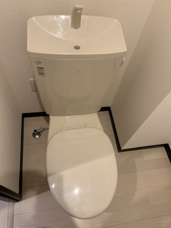 Ｅｍｉｇｒａｎｔ4階 玄関