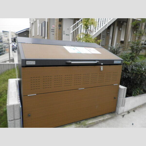 グランフィールズⅢ ごみストッカー