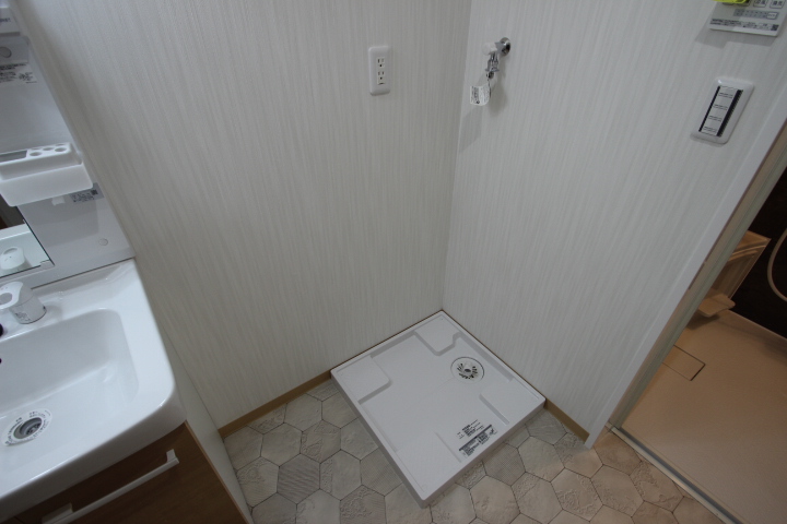 ＳＥＪＯＵＲ・ＡＭＹ1階 部屋その他