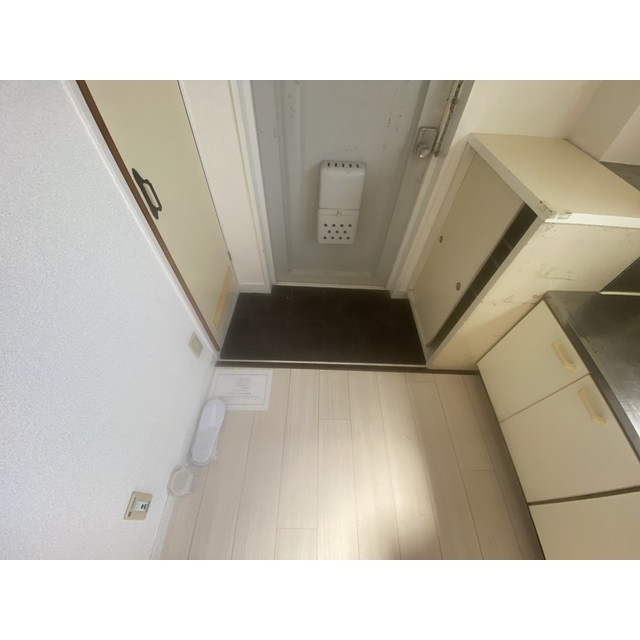 ヒルズ白楽Ⅱ210号室 玄関