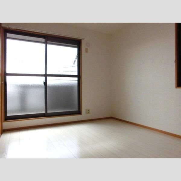 ベルテ　E201号室 洋室