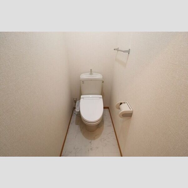 サンライズ　F102号室 トイレ(温水洗浄暖房便座)