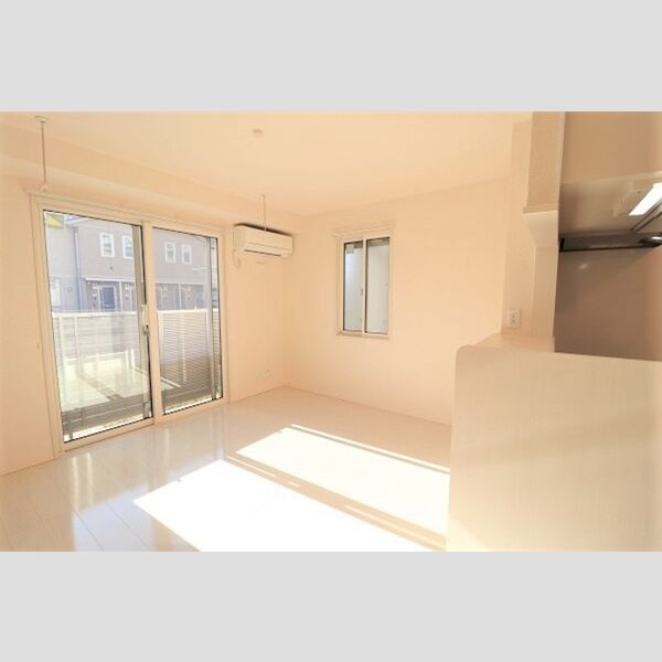 サンマーレン　B棟 LDK11帖