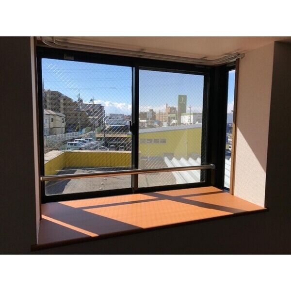 ヴィルヌーブ402号室 305号室