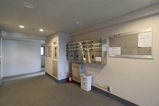 ハイツ東菅野2階 ロビー