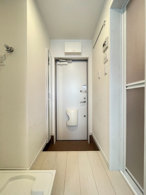 バーミープレイス南大泉1階 玄関