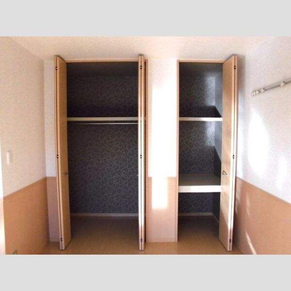 クレール106号室 クローゼット