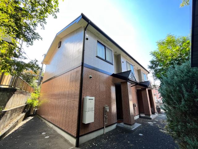 クリフ・リーベル参番館 外観写真（昼）