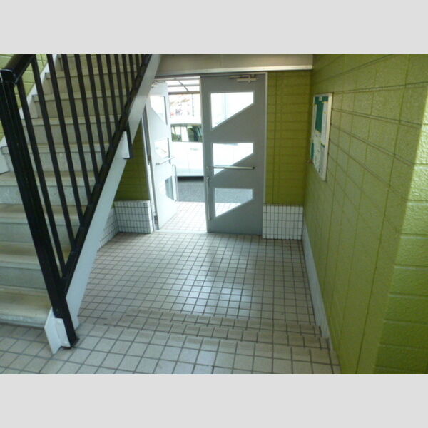 ジュネス戸田 ロビー