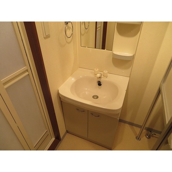 バージュアル浦和イースト0303号室 独立洗面台