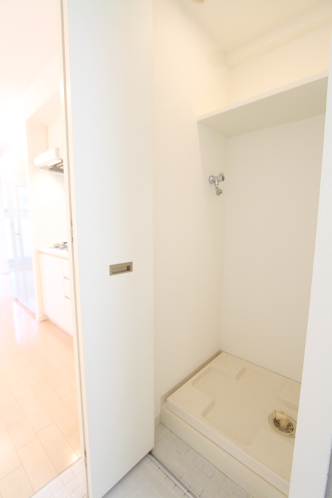 プライムアーバン三軒茶屋604号室 洗濯機置き場　※参考写真　