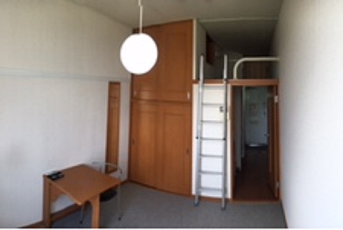 レオパレスピュア リビング