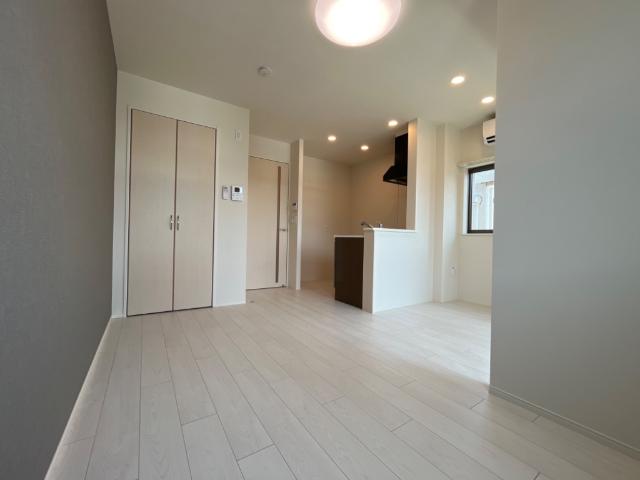 プルトワ リビング