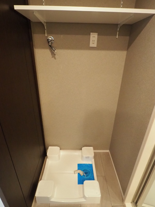 レジディア神田岩本町12階 洗濯機置き場