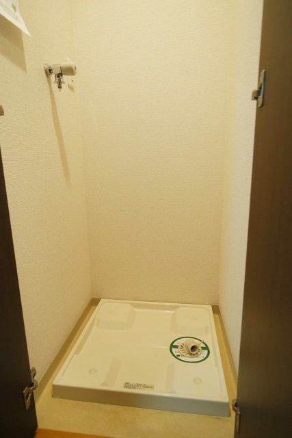 サンテミリオン飯田橋3階 室内洗濯機置場