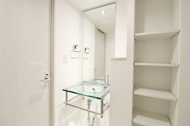 quador中野4階 洗面所