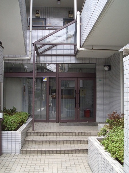 日神パレス新大塚206号室 エントランス