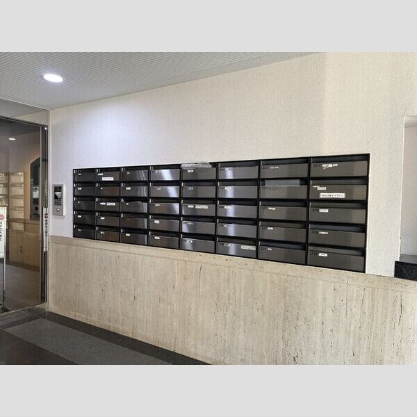 フジ・ヴェール毘沙門堂 ポスト