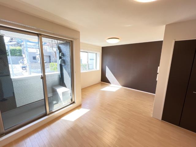 パピヨン・シャルム リビング