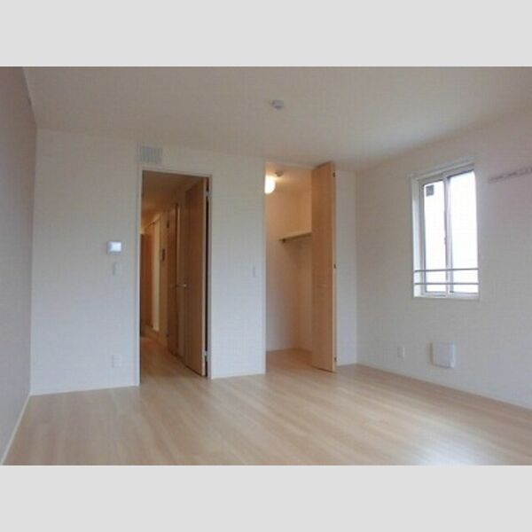 オーキッド・hill201号室 ■約10.2帖の洋室です■