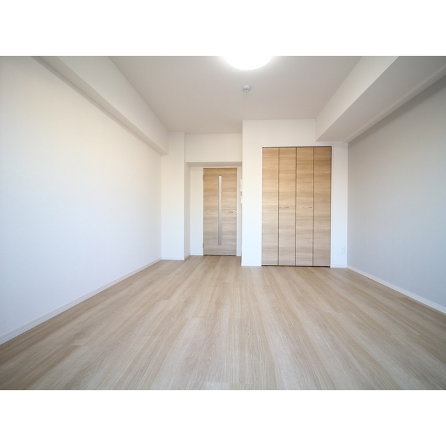 プレール・ドゥーク上中里101号室 内観