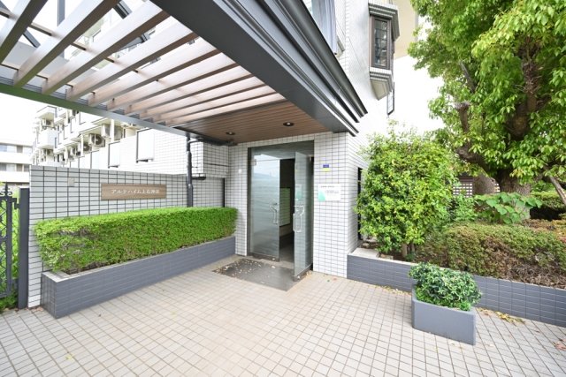アルテハイム上石神井4階 エントランス