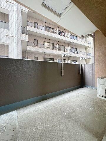 サンクレイドル横濱5階 同建物別部屋の参考画像