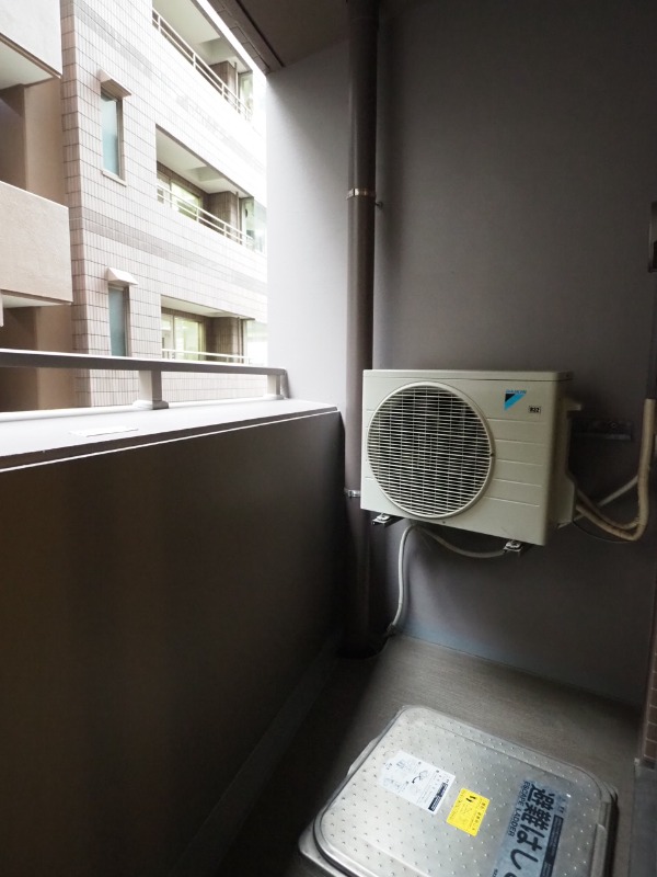 レジディア神田岩本町4階 バルコニー