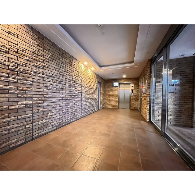 ザ･クレイン402号室 エレベーター完備