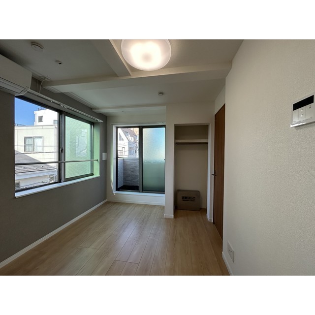 モデラート西新宿 リビング