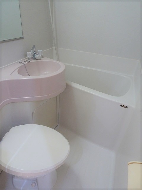 ＲＯＳＥ　ＧＡＲＤＥＮ　Ｒ１２番館(R-012) バス