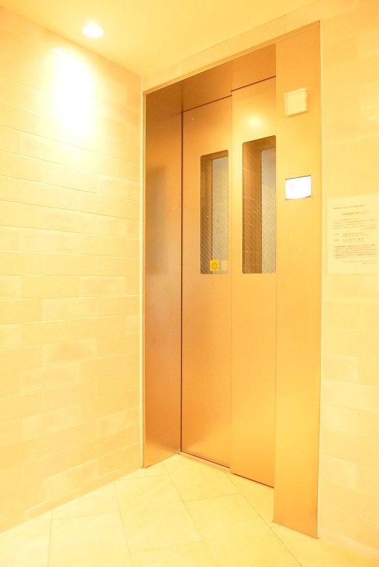 ＰＲＥＭＩＵＭ　ＣＵＢＥ　代々木上原3階 外観