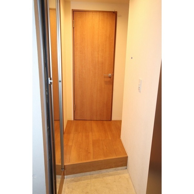 メイクスデザイン用賀0306号室 玄関