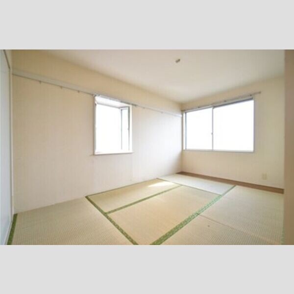 グレープズヒル　F101号室 和室