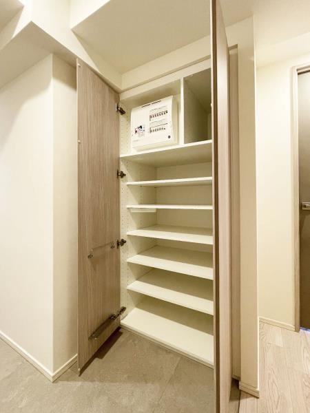 Ｂｒｉｌｌｉａ　ｉｓｔ　浅草3階 玄関