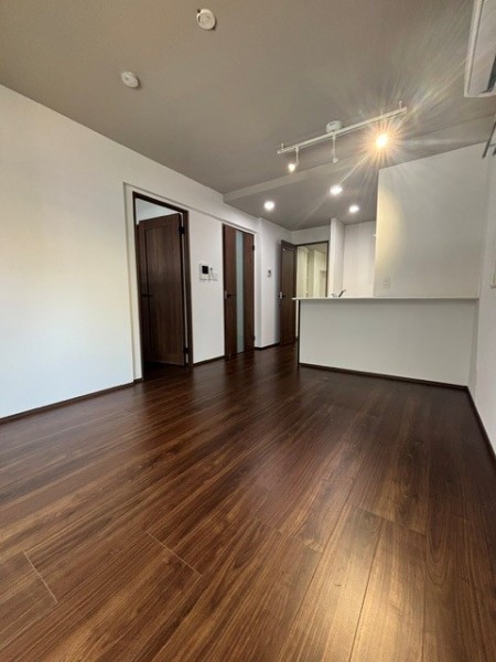 Ｔｈｅ　Ｓｈｉｎａｇａｗａ　Ｅａｓｔ　Ｒｅｓｉｄｅｎｃｅ1階 リビング