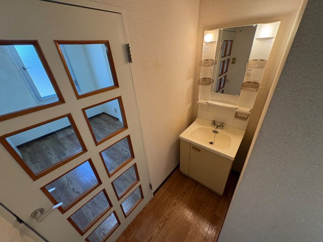 プチメゾントシ213号室 同建物別部屋の参考画像