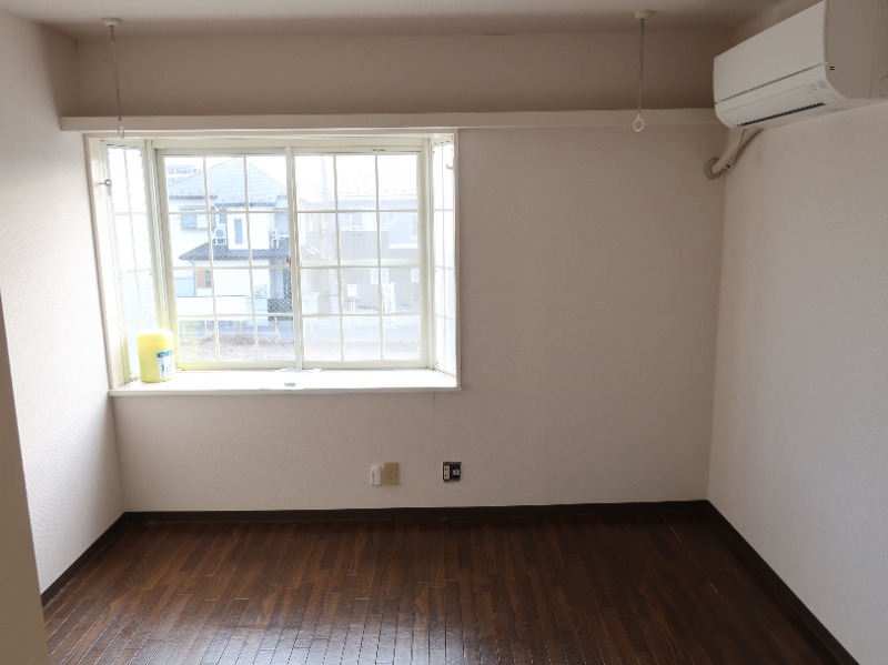 サンビレッジ新松戸1階 ※別号室写真使用※